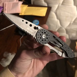 Discontinued/Rare CRKT 5016 On Fire™ Ed Van Hoy Assisted Folding Knife - Picture 1 of 10