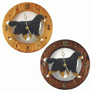Reloj de madera de perro de montaña bernés - Imagen 1 de 1