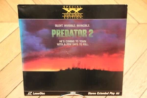 Predator 2 1990 Laserdisc LD NTSC�Sci-Fi Schwarzenegger - Picture 1 of 1