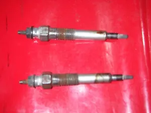 2x Glow Plugs Glow Plug Vauxhall 1,5D 1,7D Astra Corsa Combo - Picture 1 of 2