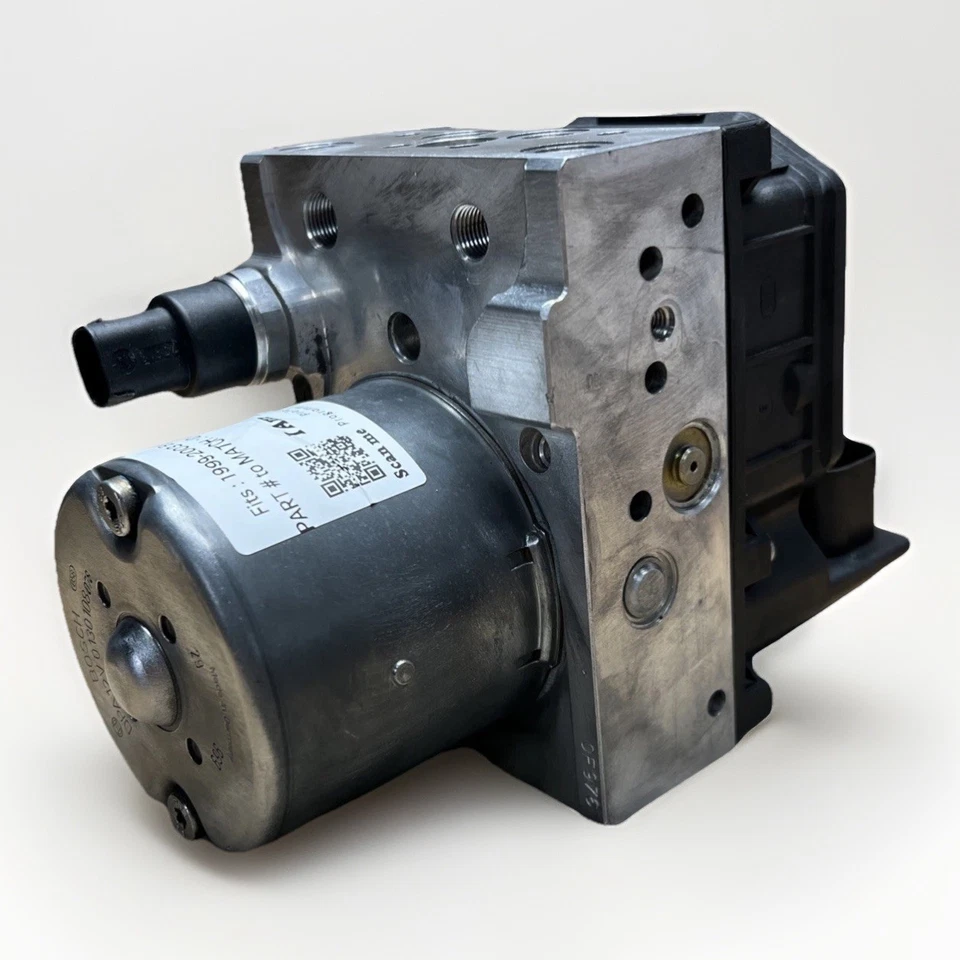 Refurbished ABS Brake Pump Module 1999-2003 BMW 530i | 0 265 225 005 - Image 1 of 4