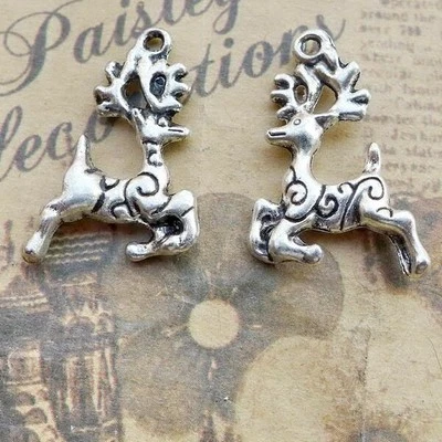 Colgante antiguo con dije de reno 3D tono plata 15/40 piezas JHS830 Foto 1 de 2