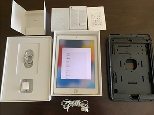 Apple iPad Air 2 A1566 128GB Wi-Fi Only iOS Gold Tablet - Picture 1 of 17