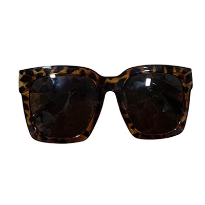 Womens Oversized Square Sunglasses Leopard Print Fashion Shades Sun Glasses - Image 1 of 4
