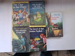 Lot of 5 NANCY DREW Carolyn Keene Grosset & Dunlap Books - Picture 1 of 1