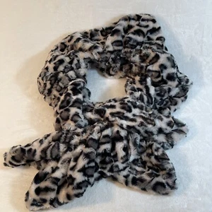 Croft & Barrow Faux Fur Loop Neck Scarf Animal Print Black Cream Gray Soft Plush - Picture 1 of 10