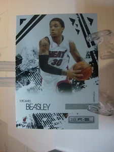 2009-10 Panini Rookies & Stars #48 - Michael Beasley - Miami Heat  (95359) - Picture 1 of 2