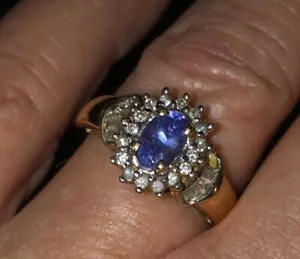 Estate 10k Gold Oval Tanzanite & Diamond Cluster Ring Missing 1 Baguette Sz 7 - Picture 1 of 9