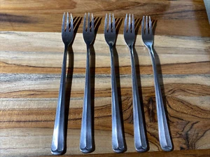 Handtuch LIBERTY BELL Belle SCC Edelstahl Supreme Besteck 3-fach Dessert/Olivengabel - Bild 1 von 4