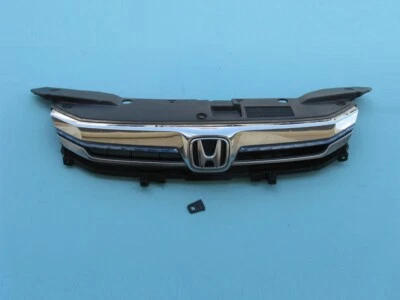 12 13 14 HONDA INSIGHT PARACHOQUES SUPERIOR DELANTERO REJILLA LOGO CROMO AZUL USADO OEM Foto 1 de 4