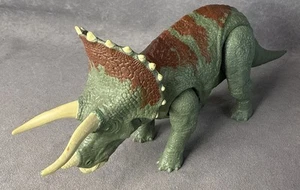 Jurassic World Dominion Roar Strikers Triceratopo Dinosauro Suoni Mattel - Foto 1 di 14