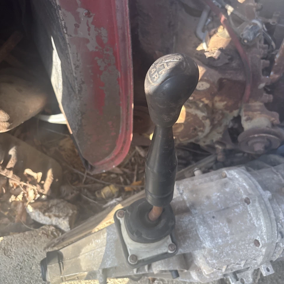 96-04 Chevrolet S10 GMC Sonoma 5 Speed Manual Transmission Shifter Assembly - Image 1 of 2