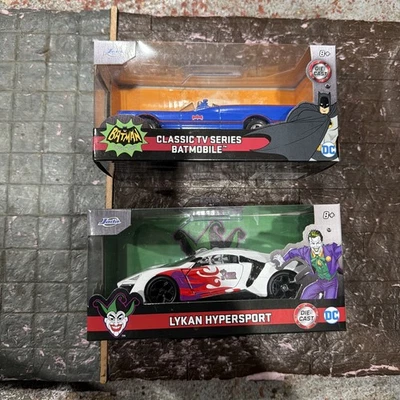 Jada Hollywood Rides 1:32 Batman Classic TV Series Original Blue  /2 Pack - Image 1 of 4