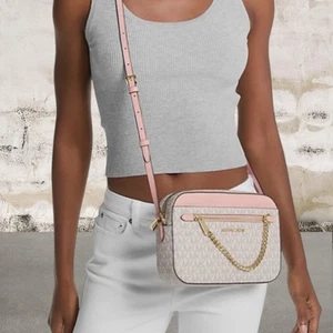 Michael Kors NWT Jet Set Large East West Chain Crossbody Bag - Picture 1 of 7