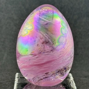 Signed 1982 MSH Glass Eye Studio Pink Iridescent Swirl Egg Paperweight 2.5” - Picture 1 of 9
