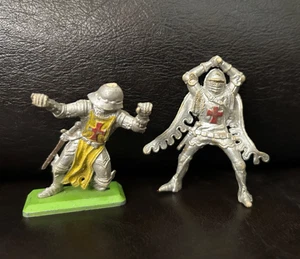 Britains "Deetail" Kreuzzüge Kreuz Mittelalter Ritter x2 Sammlerstück Vintage Spielzeug - Bild 1 von 3
