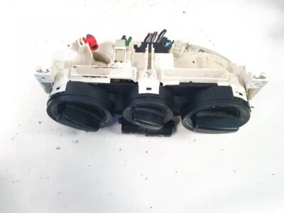 Panel de control de clima Volkswagen Passat 1998 (interruptor de control de calefacción #1487511-21 Foto 1 de 4