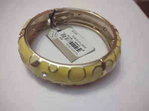 "Brazalete de lentejuelas estilo bisagra de estrás amarillo vibrante nuevo con etiquetas" - Imagen 1 de 5