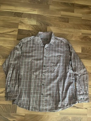 Royal Robbins mens Large Collared Plaid Shirt Travel Gear - Image 1 of 3