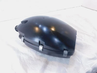 2002 - 2004 年 Harley Davidson V-Rod VRSC Vrod 进气盒底部和过滤器盖 — 第 1/4 张图片