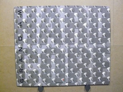 Брошюра о продажах 2001 Pontiac Grand Am 24 страницы SE GT - Изображение 1 из 4