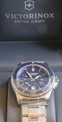 Victorinox Maverick Large 241602 43 mm Blue Dial Stainless Band NEVER WORN - Image 1 of 4