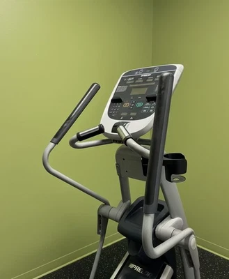 Precor EFX 835 椭圆带 P30 控制台和可调节横向斜坡 — 第 1/3 张图片