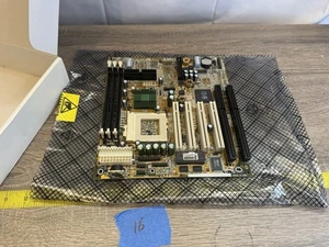 Vintage ASUS MES-B Rev. 1.01 Sockel 370 Mainboard - SiS 5595 - Bild 1 von 6