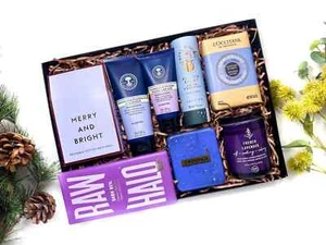 Neil's Yard Christmas Luxury Beauty Gift Box, Birthday Gift for Her - Picture 1 of 5