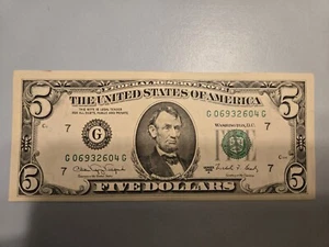Series 1988 A $5 Five Dollar Federal Reserve Note FRN Chicago, Illinois - AU! - - Picture 1 of 24