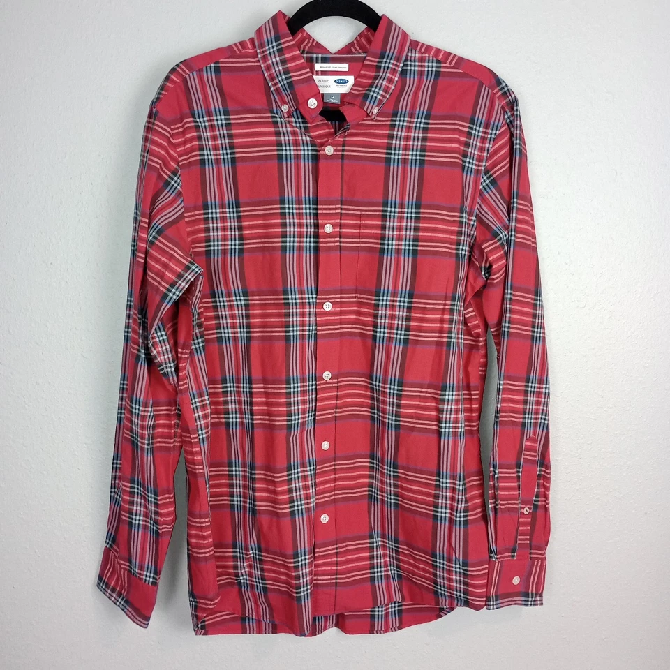 Camisa OLD NAVY Para Hombres Clásica Calce Regular Con Botones Día de Invierno Roja A Cuadros Mediana Foto 1 de 4