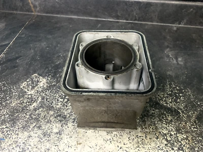 Conjunto de cilindro Ski Doo 1995 # 420913446 Grand Touring 580 Foto 1 de 4