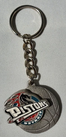 Detroit Pistons Licensed NBA Pewter Key Chain Cover