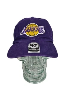 Cappello Berretto Los Angeles Lakers '47 Marca NBA Clean Up Viola Cinghia Regolabile NUOVO - Foto 1 di 8