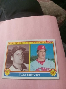1983 Topps Super Veteran Tom Seaver Cincinnati Reds, #581 EXMT See Scan!!!!!!!!! - Picture 1 of 2