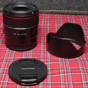 Samyang AF 35mm F/1,8 FE Vollformat Sony E-Mount - Bild 1 von 3