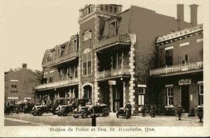 Quebec - St-Hyacinthe - Police & Fire Station - Picture 1 of 2