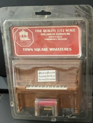 Piano vertical miniatura plaza de la ciudad muebles para casa de muñecas escala 1:12 de buena calidad Foto 1 de 4