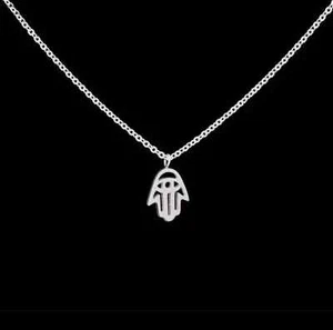 Collar con colgante de acero inoxidable Hamsa Hand con cadena E - Imagen 1 de 3