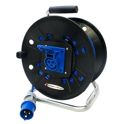 Industrial 16 amp Arctic Blue Extension Reel. Ceeform Plug to Commando Socket - Image 1 of 2