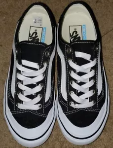 Vans UltraCush 500714 Canvas schwarz weiß Turnschuhe Herren 5,5 Damen 7 Skateschuhe - Bild 1 von 11