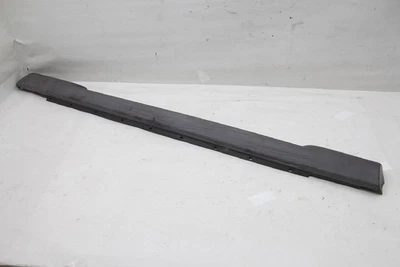 Carenado umbral Jeep GRAND CHEROKEE 2 WJ 5EY64TRM derecho 4.7 162 KW 220 CV Foto 1 de 3