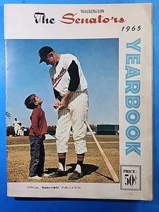 1965 WASHINGTON SENATORS YEARBOOK FRANK HOWARD GIL HODGES  DON ZIMMER - Picture 1 of 4