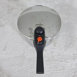 Pentola a pressione TTK Prestige LTD Manttra 5.0 Qts codice S35111 con coperchio di bloccaggio - Foto 1 di 8
