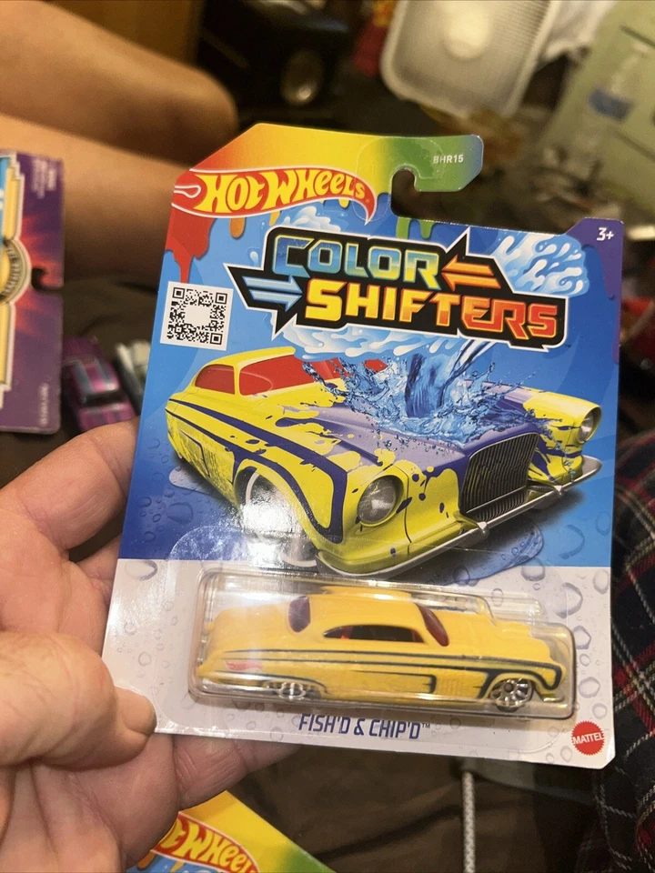 Hot Wheels 2017 Color Shifters Monster Dairy Delivery BHR57 Black to Blue