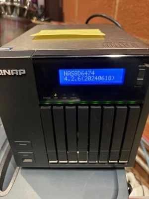 QNAP SS-839 with 8 x 1 TB SSD - Image 1 of 4