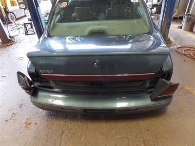 Luz de esquina/estacionamiento para pasajeros Regency compatible con 92-95 97-99 OCHENTA Y OCHO 9798338 Foto 1 de 4