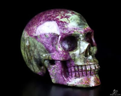 Calavera de cristal tallada a mano con piedras preciosas de 2,0" Stichtite y serpentina, realista Foto 1 de 4