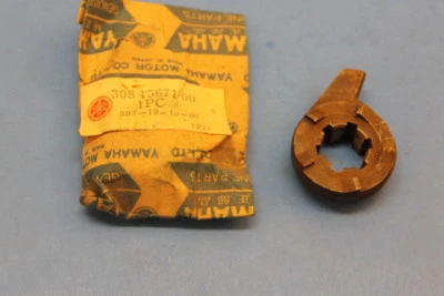 NOS YAMAHA DT1 RT1 DT2 RT2 YZ250 RATCHET WHEEL PART# 308-15671-00-00 - Image 1 of 4