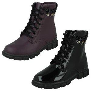 Ragazze Clarks Pendente Dettaglio Stivali Caviglia Evyn Pendente K - Foto 1 di 19